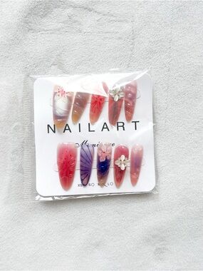 Pink and Purple Ombre Press-On Nail Set with Floral & Rhinestone Details